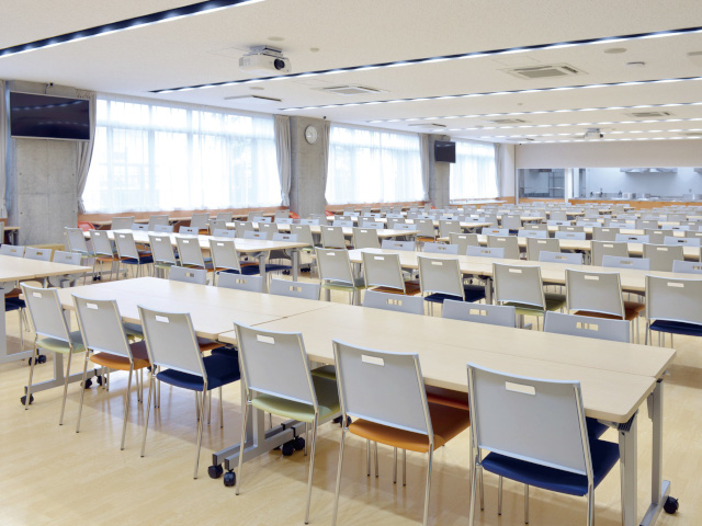 金城大学の学食
