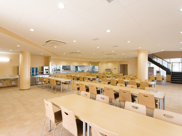吉備国際大学の学食