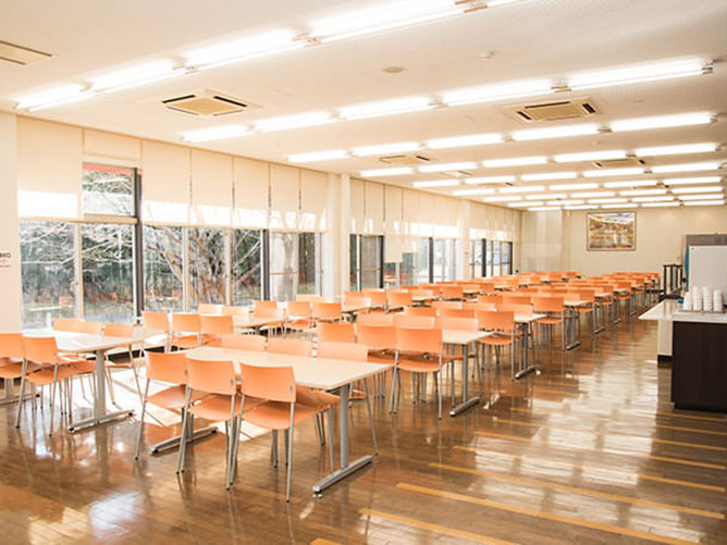 鈴鹿医療科学大学の学食