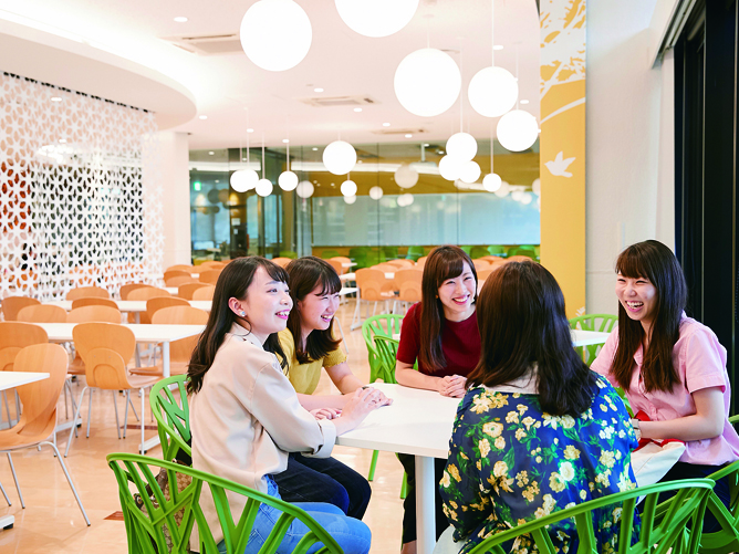 愛知淑徳大学の学食