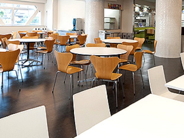 東海大学の学食