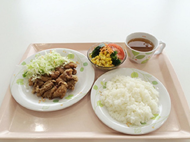 北海道情報大学の学食