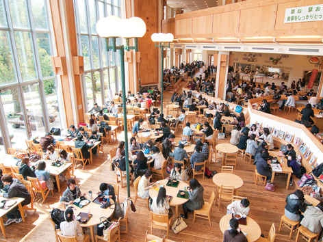 北陸大学の学食