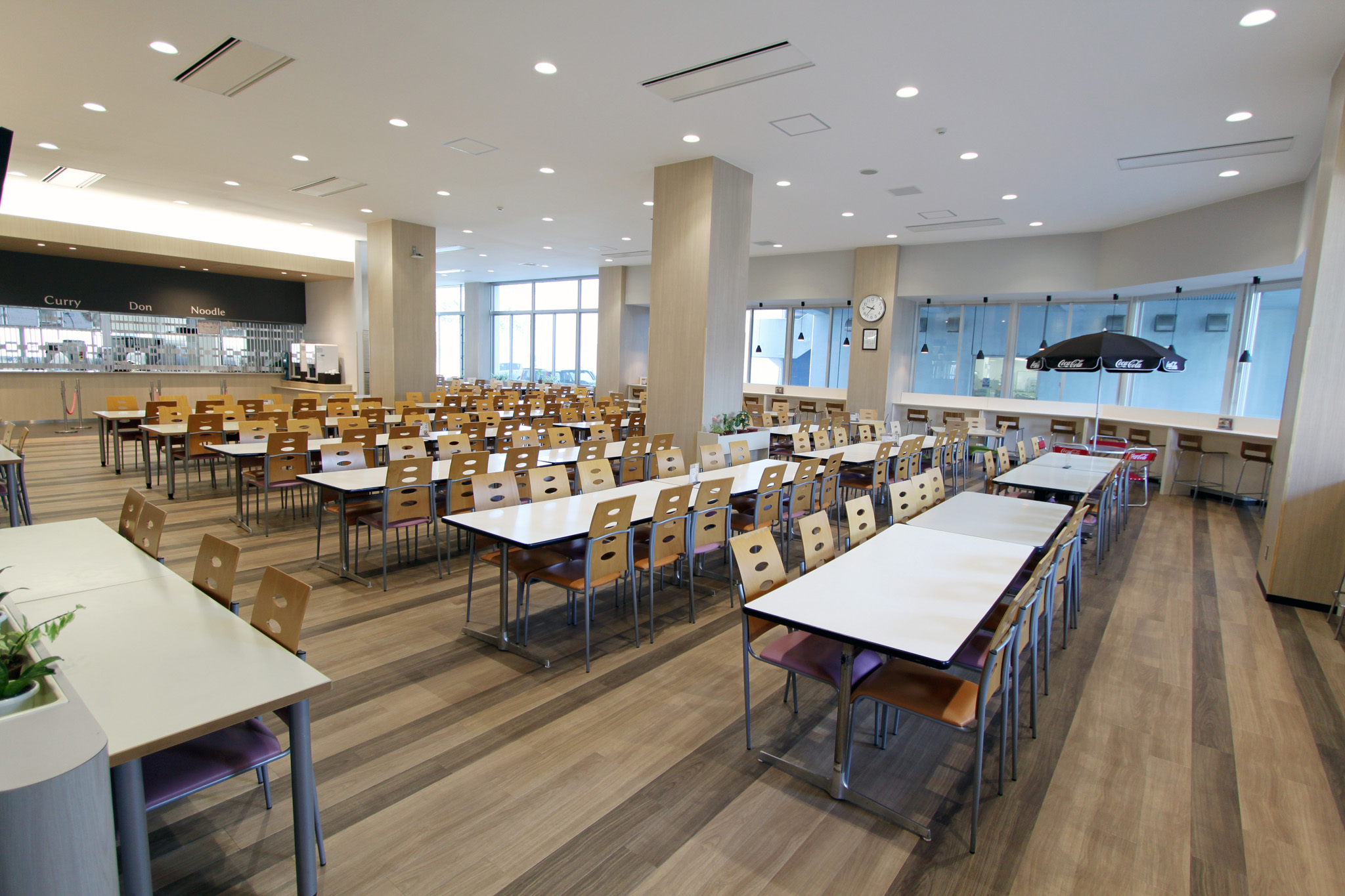 愛知工科大学の学食