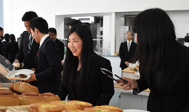 ＩＰＵ・環太平洋大学の学食