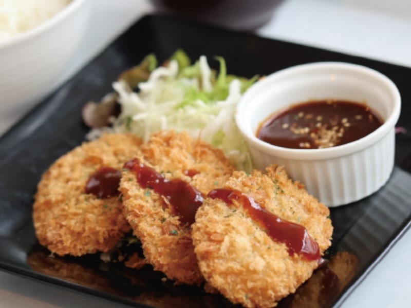 崇城大学の学食
