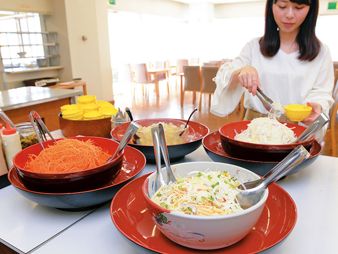 鈴鹿医療科学大学の学食