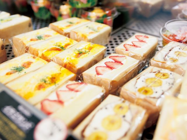 聖徳大学の学食