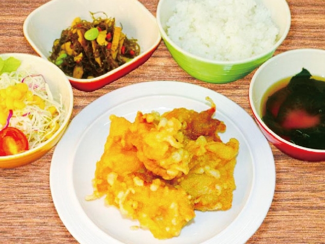 新潟医療福祉大学の学食