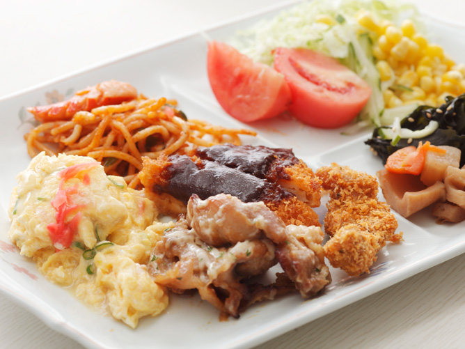 愛知学泉大学の学食