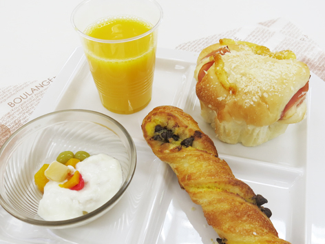関西福祉大学の学食