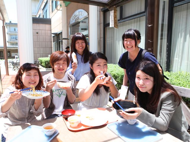 美作大学の学食