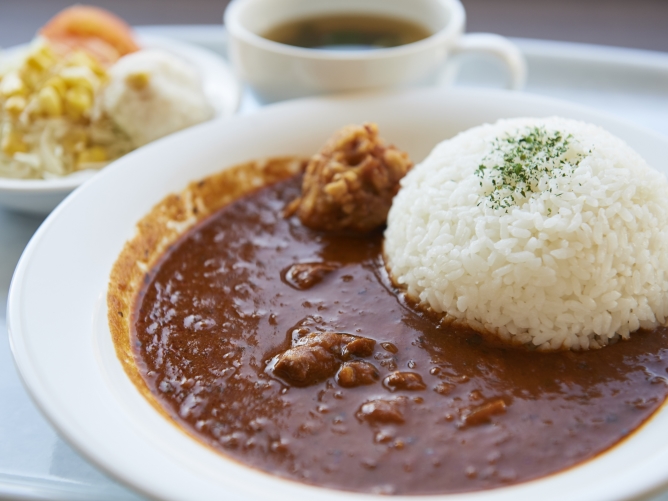 白鴎大学の学食