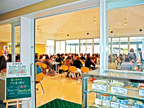 滋賀県立大学の学食