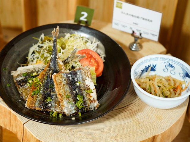 敬愛大学の学食