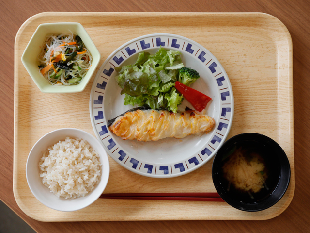 日本栄養大学の学食