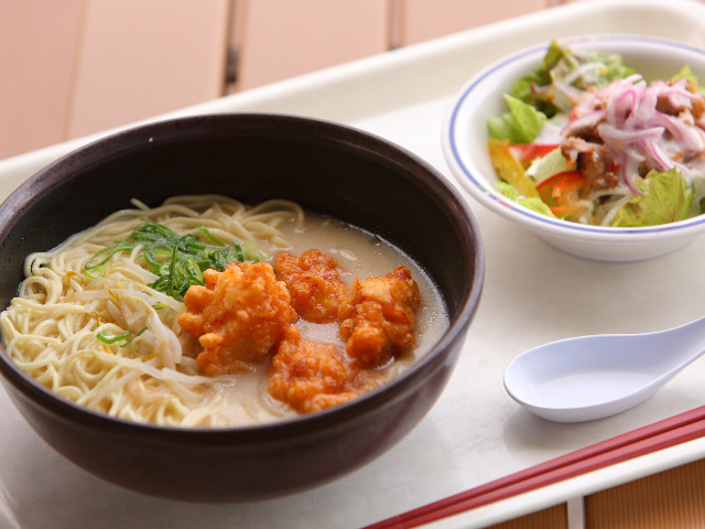 京都文教短期大学の学食