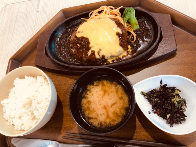 神奈川大学の学食