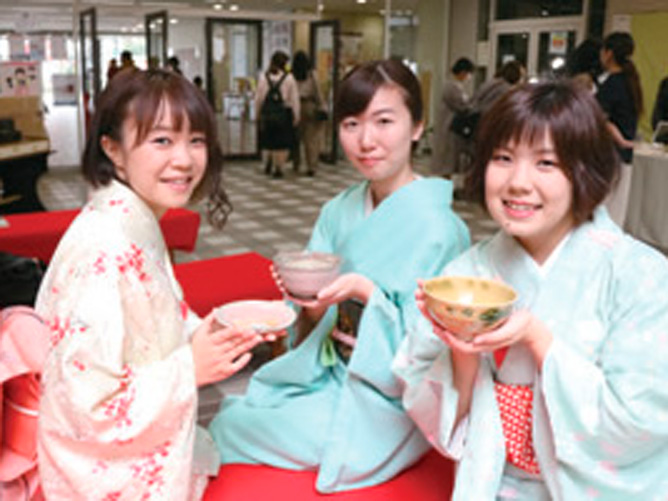 愛知学泉大学の部活