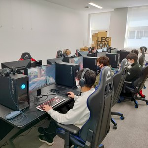 西日本工業大学のcampusgallery