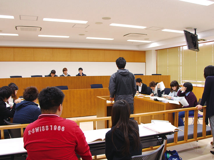沖縄国際大学のcampusgallery