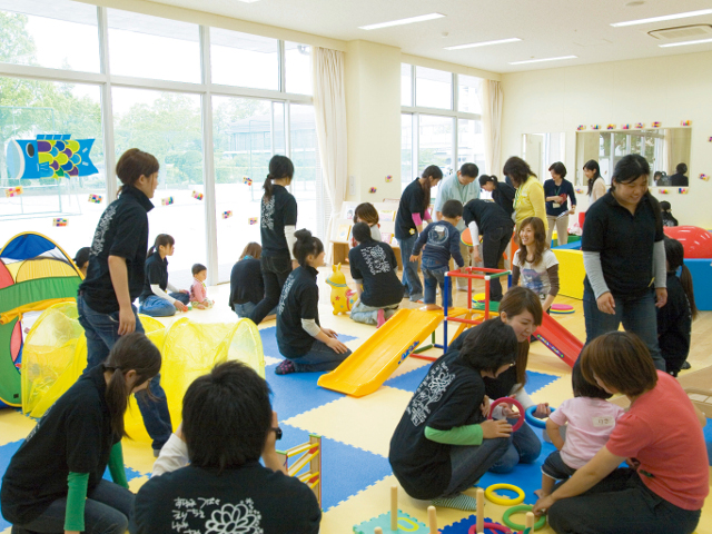 子育て支援室