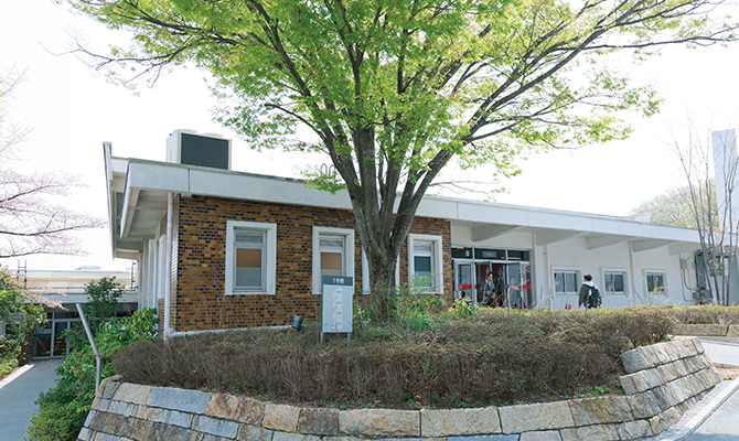 1号館（埼玉東松山キャンパス）