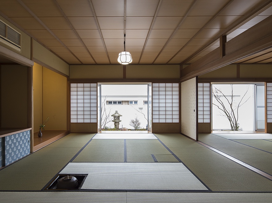 6階には裏千家による本格的茶室があります。