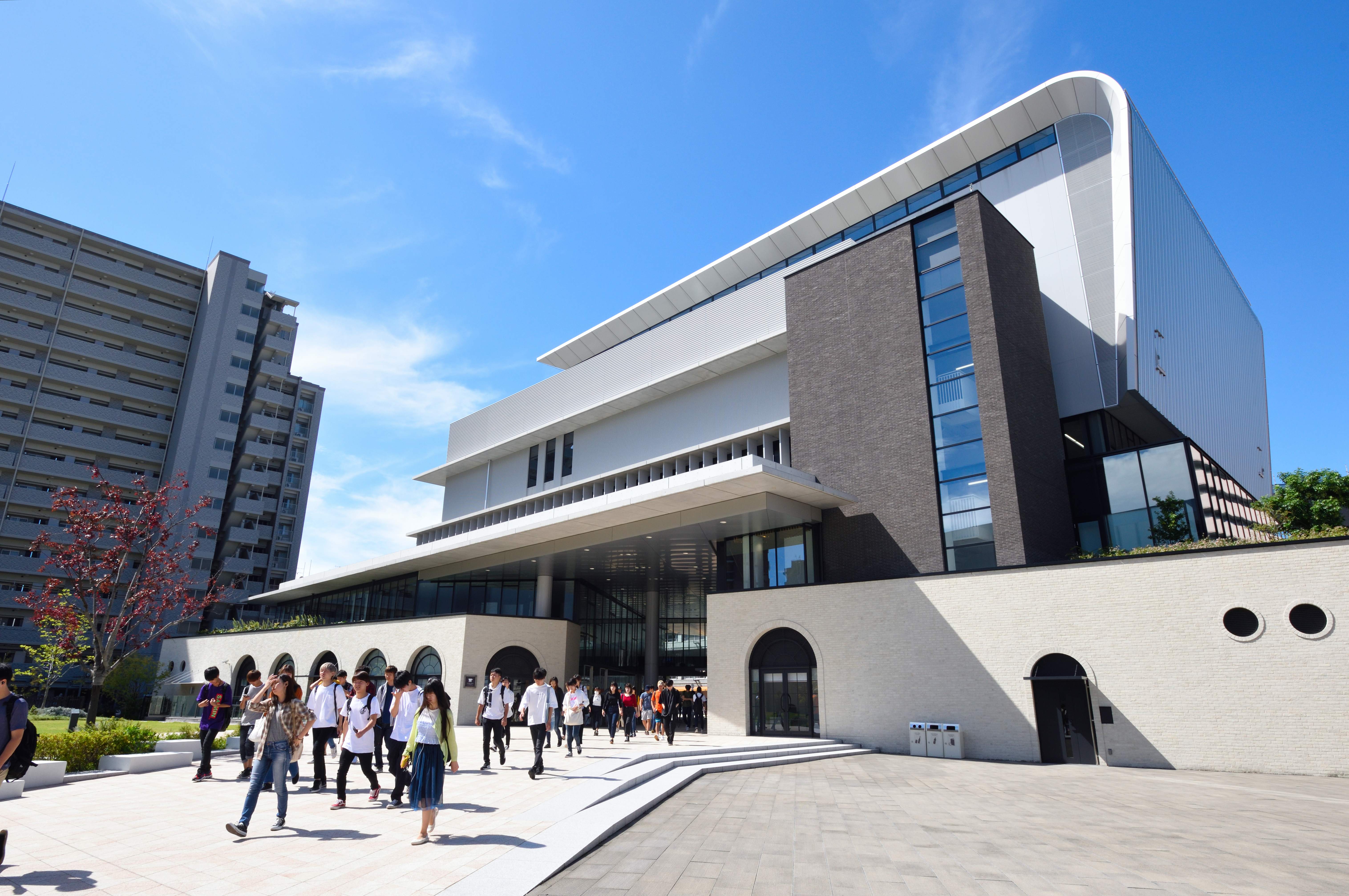 大阪商業大学