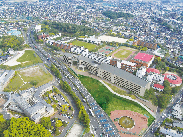 キャンパス全景