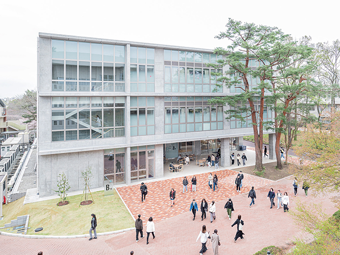 常磐大学の施設