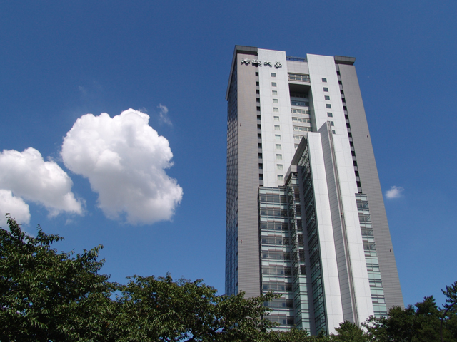 法政大学