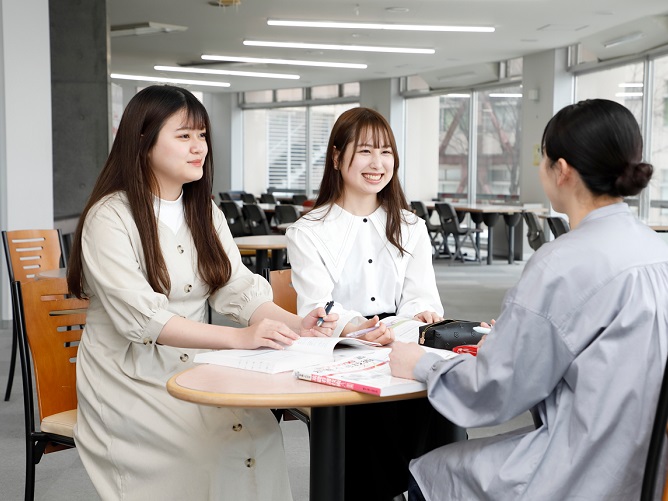 学生ロビー