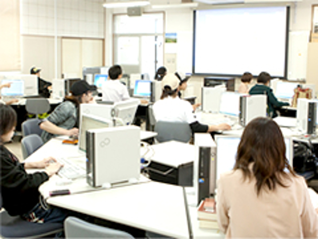 折尾愛真短期大学のオープンキャンパス