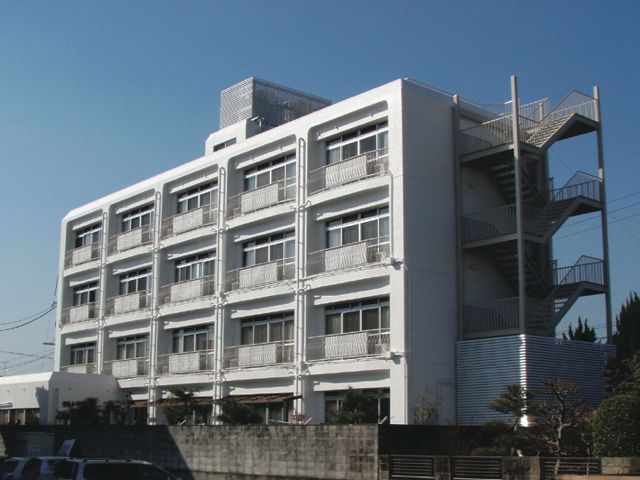 学生寮(白梅寮)