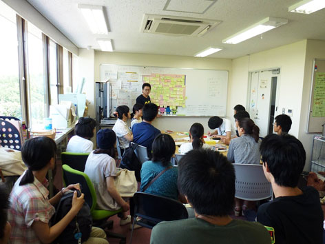 （ボランティアステーション）イベントや研修会などを学生が自ら企画・開催しています。