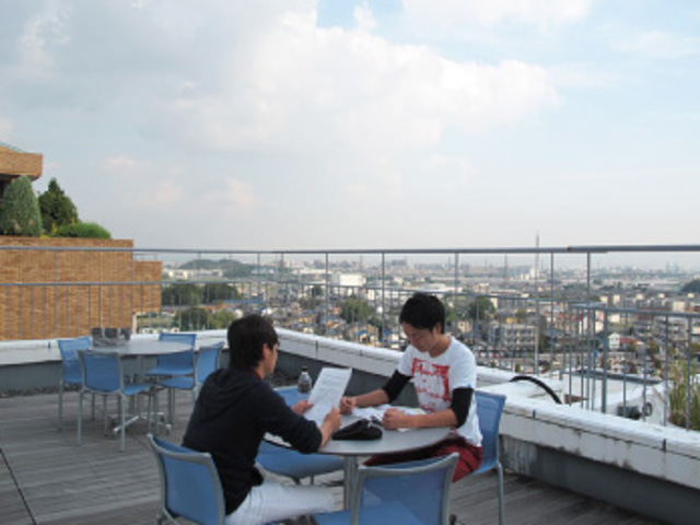 追手門学院大学の図書館