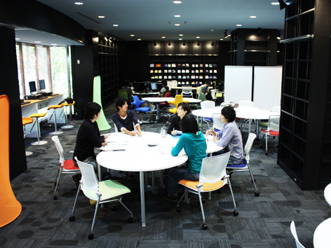 兵庫教育大学の図書館