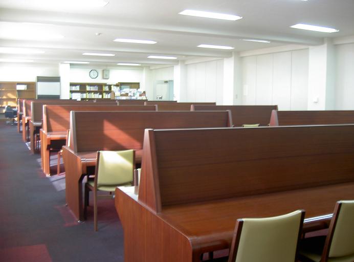 第一薬科大学の図書館