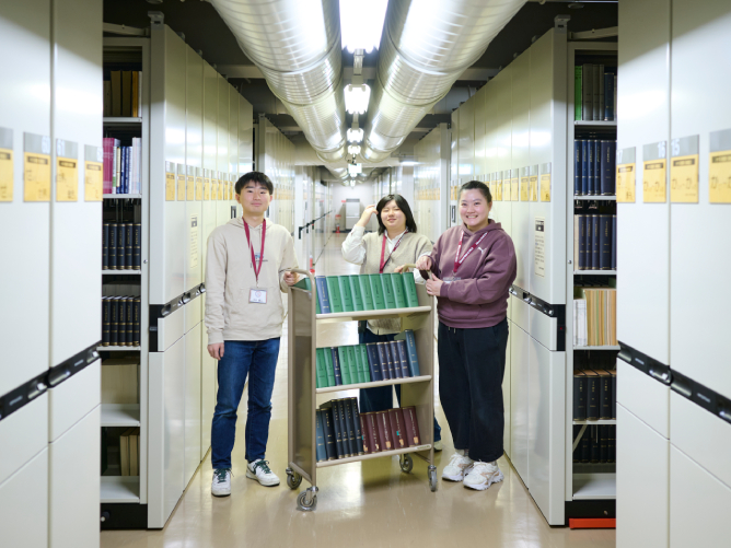 桃山学院大学の図書館