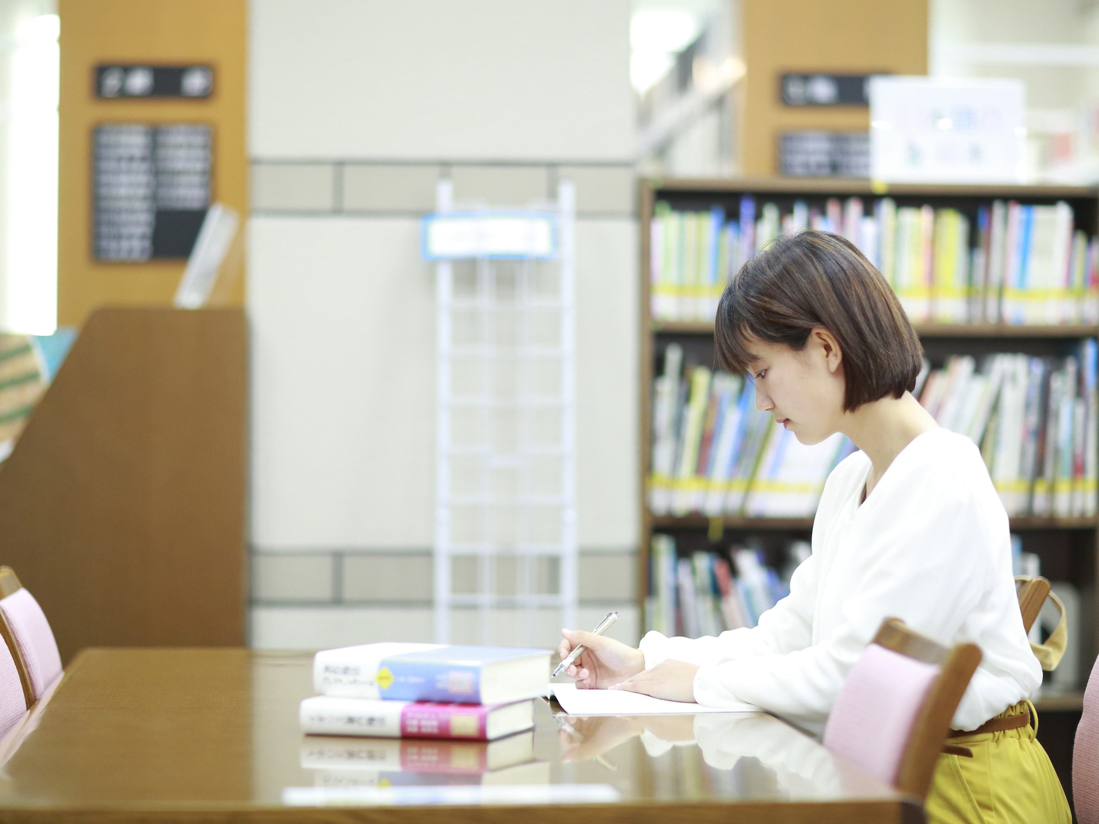 福岡女学院大学短期大学部の図書館