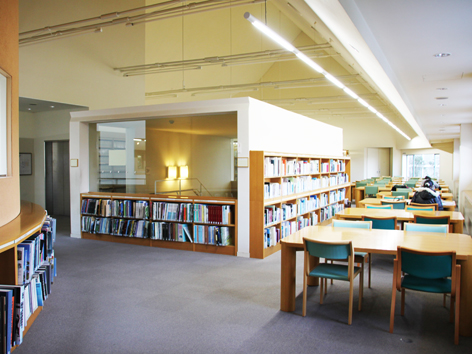滋賀県立大学の図書館