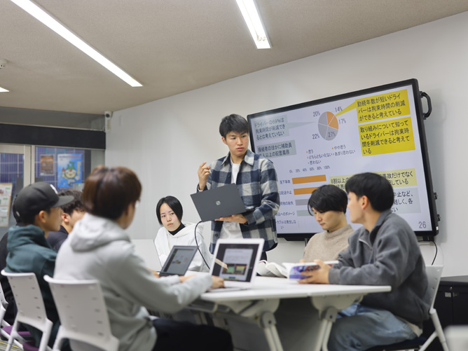 朝日大学の図書館