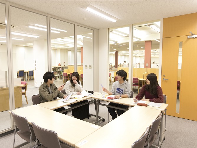 日本獣医生命科学大学の図書館