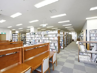 豊橋創造大学の図書館