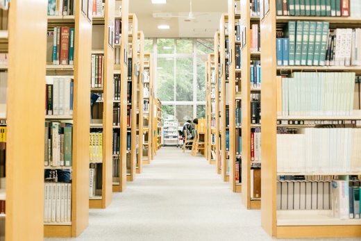 明治大学の図書館
