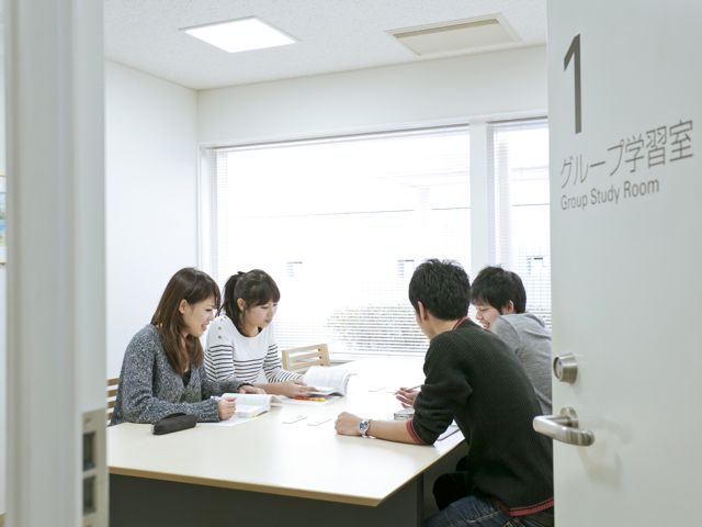広島修道大学の図書館