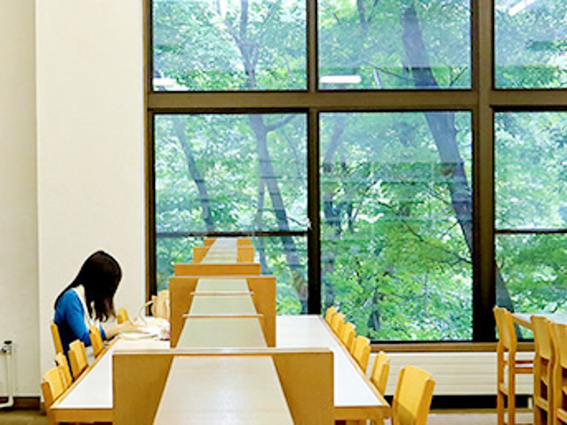 宮城学院女子大学の図書館