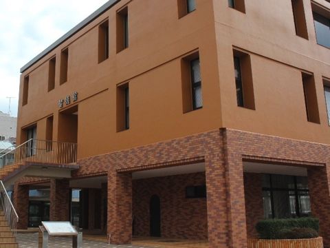 滋賀文教短期大学の図書館