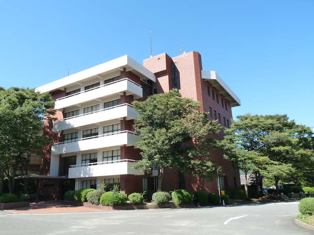 福岡女子短期大学の図書館